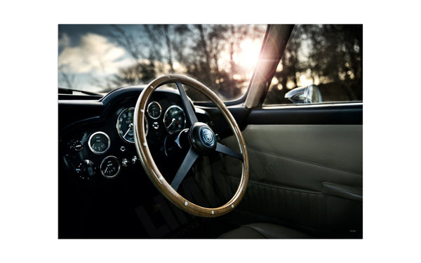 Aston Martin DB4 (interior)